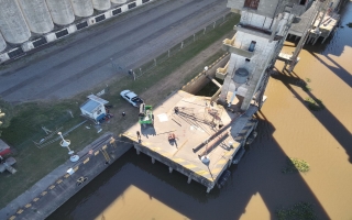 Pullaro impulsa una inversión sin precedentes para transformar el Puerto Santa Fe