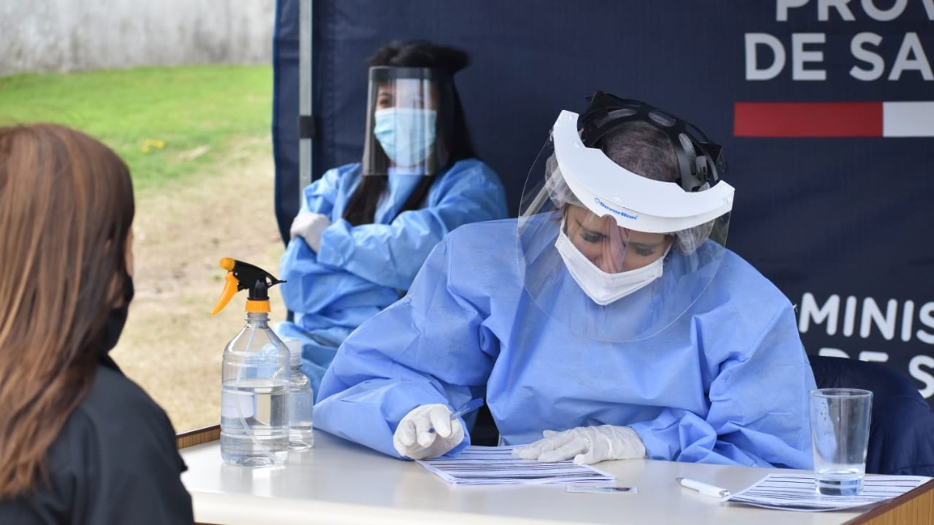 Covid-19: Santa Fe amplió la cantidad de testeos realizados y sumó una  nueva estrategia