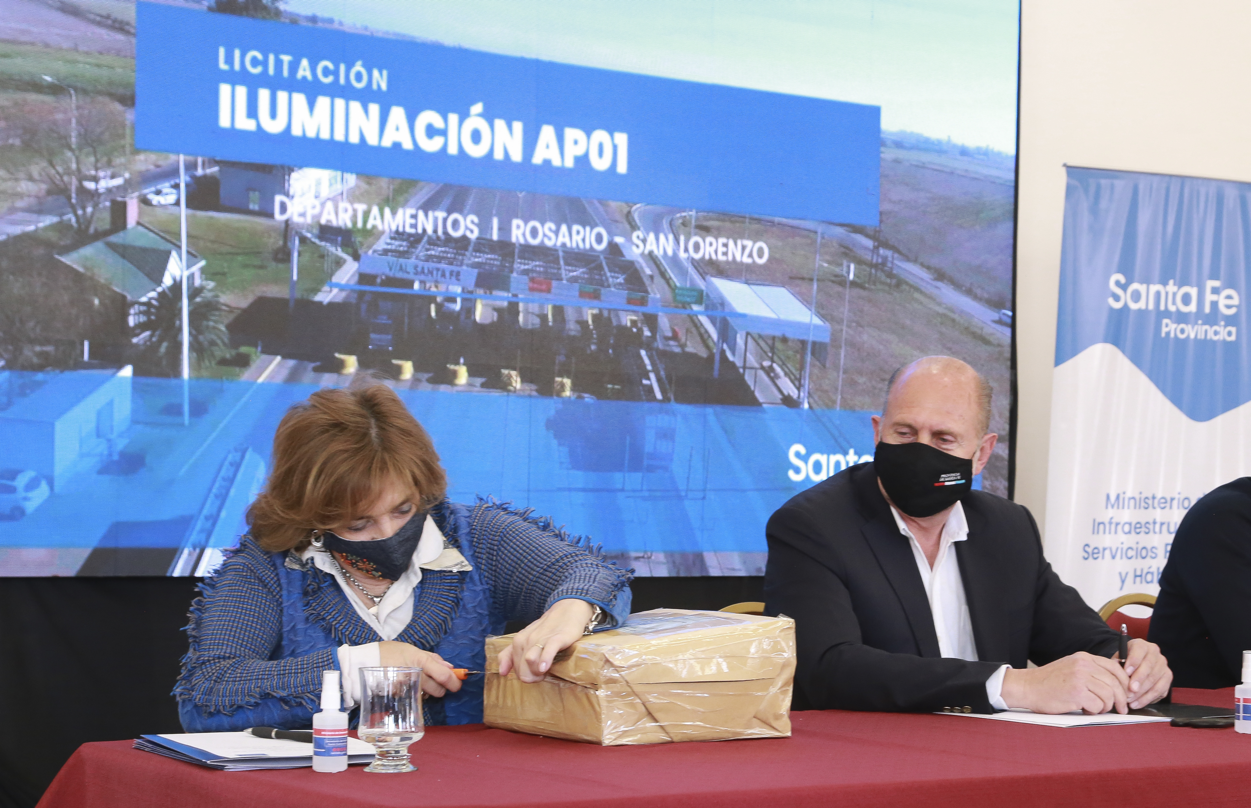 Se conocieron las ofertas para la obra de iluminación de la Autopista Rosario - Santa Fe en su extremo sur