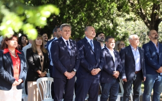 El gobernador participó en Santa Fe del acto de conmemoración del 450° aniversario de la fundación de la capital de la provincia