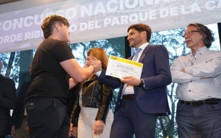 Pullaro entregó los premios del Concurso Nacional de Ideas del “Borde Ribereño del Parque de la Cabecera”