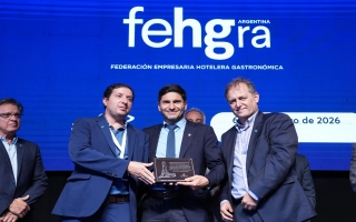Pullaro recibió un reconocimiento de la hotelería nacional por el plan de seguridad que transformó Rosario