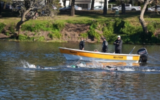 El Mundial Juvenil de Aguas Abiertas pone a prueba al lago del Parque del Sur antes de los Juegos Suramericanos