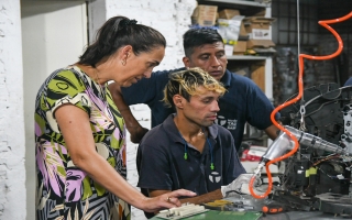 Gestión de residuos eléctricos y electrónicos: Gonnet visitó organizaciones de economía circular en Rosario