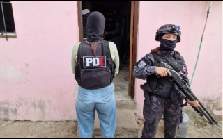 PDI detuvo a dos hombres por el crimen del viernes pasado en la zona noroeste de Rosario