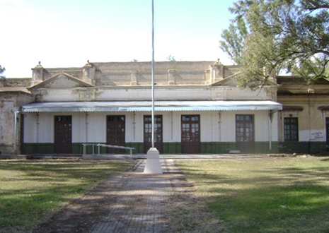 Rasino inauguró obras de restauración en el edificio de la Escuela Normal Nº 40, de San Cristóbal