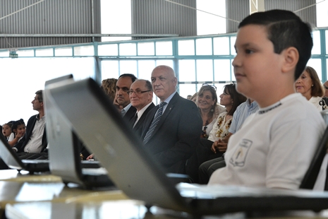 Bonfatti inauguró obras en instituciones educativas de la ciudad de Santa Fe