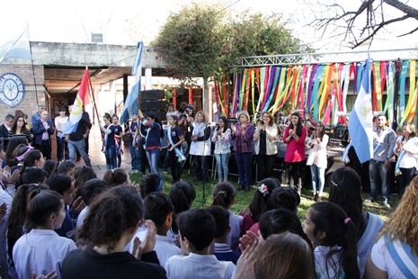 La provincia abrió una nueva escuela para adultos en el barrio Acindar de Rosario