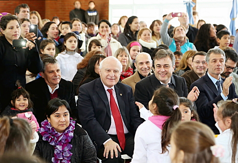 Lifschitz dejó inaugurado en Rafaela un nuevo complejo educativo